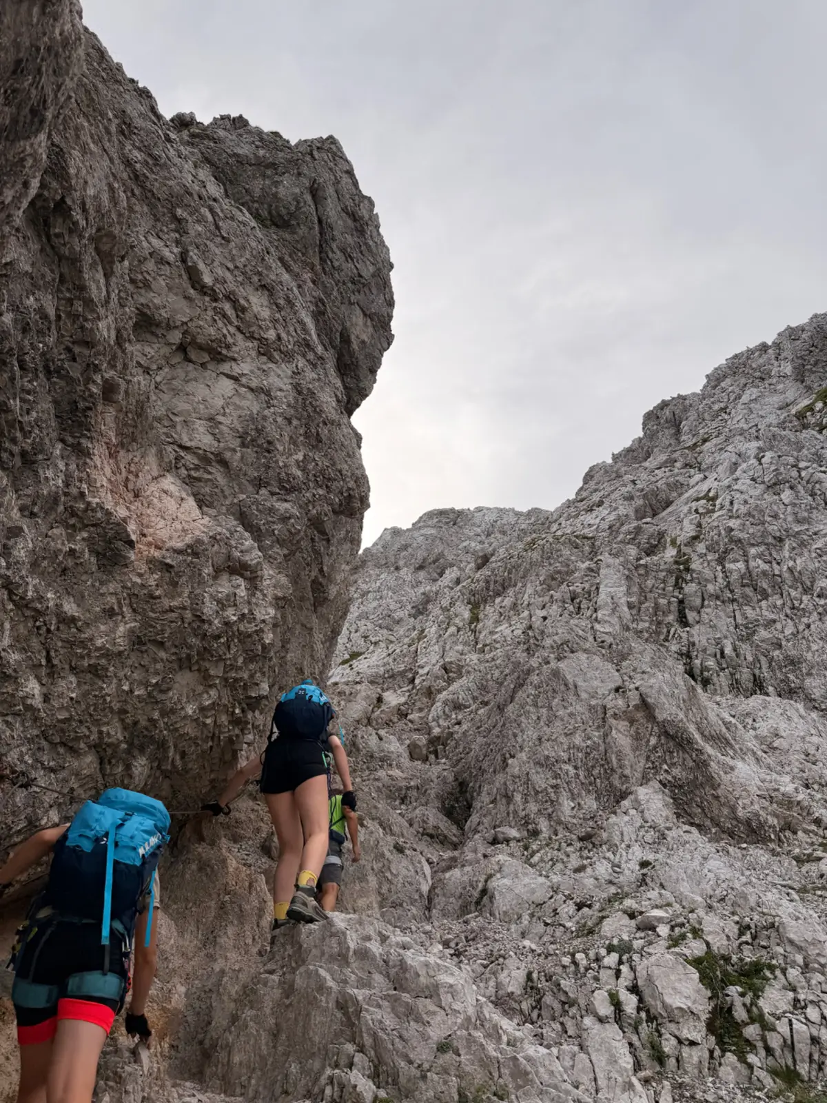 Stol – fotografija s poti