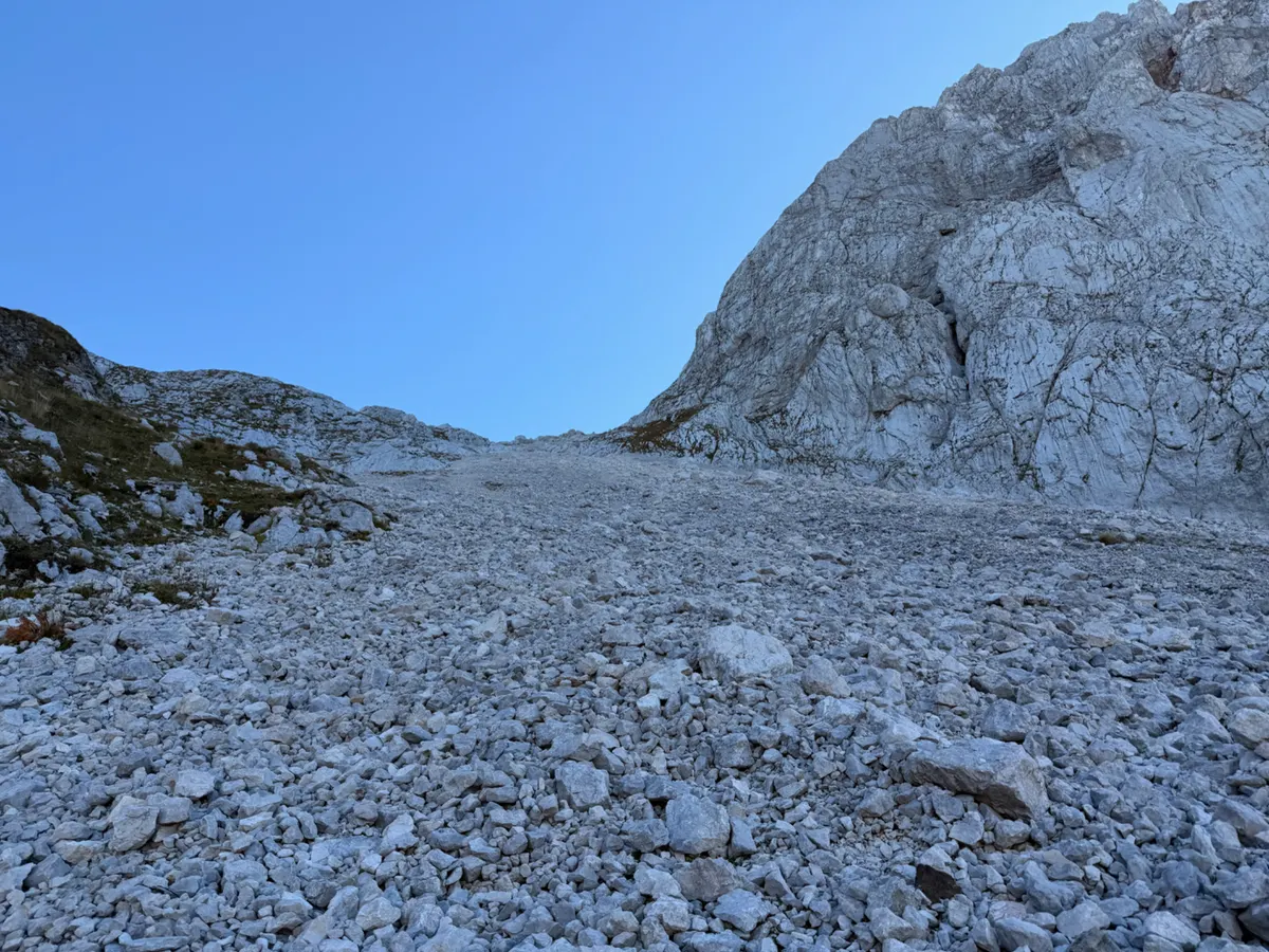 Mangart – fotografija s poti