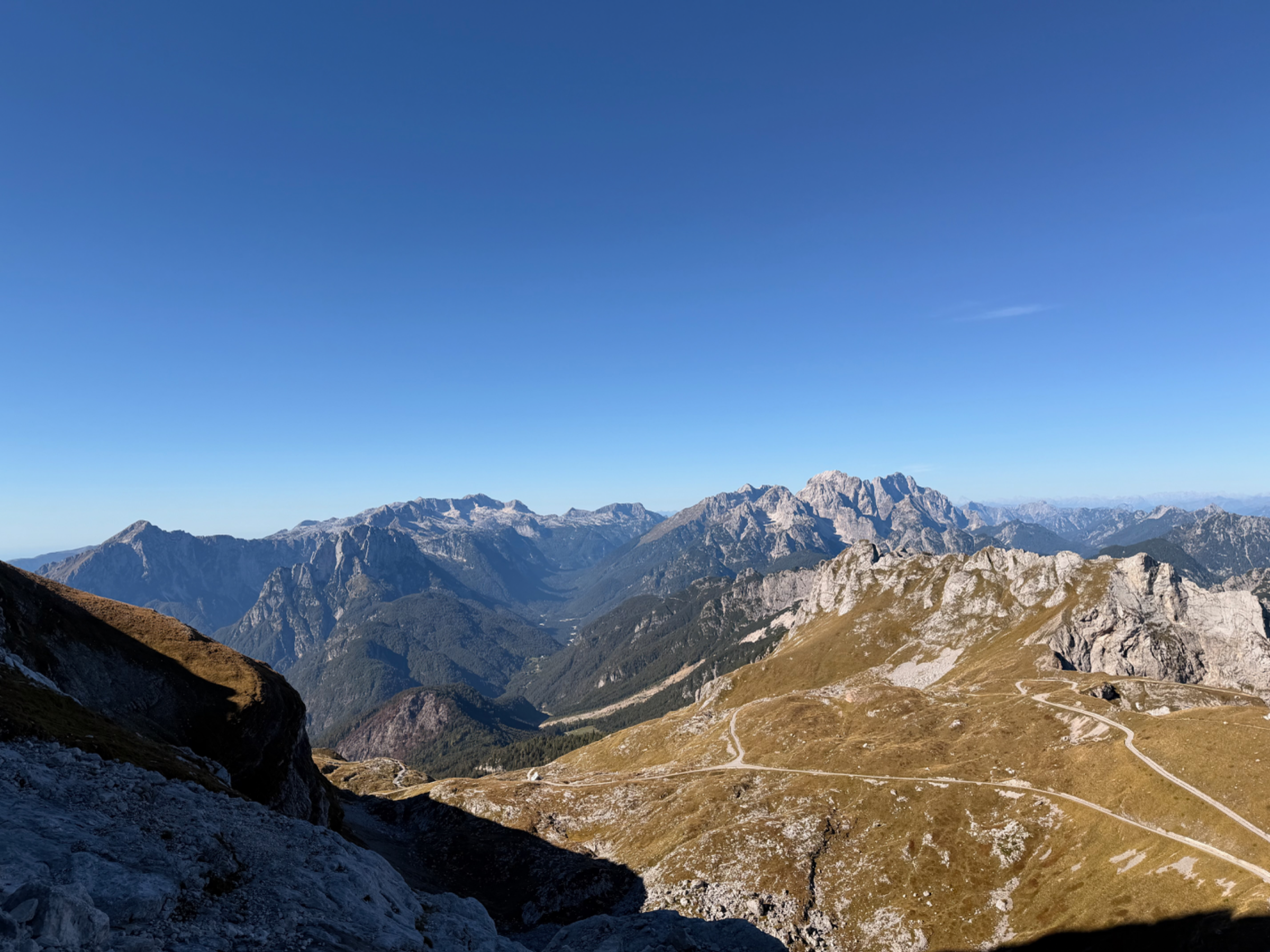 Mangart – fotografija s poti