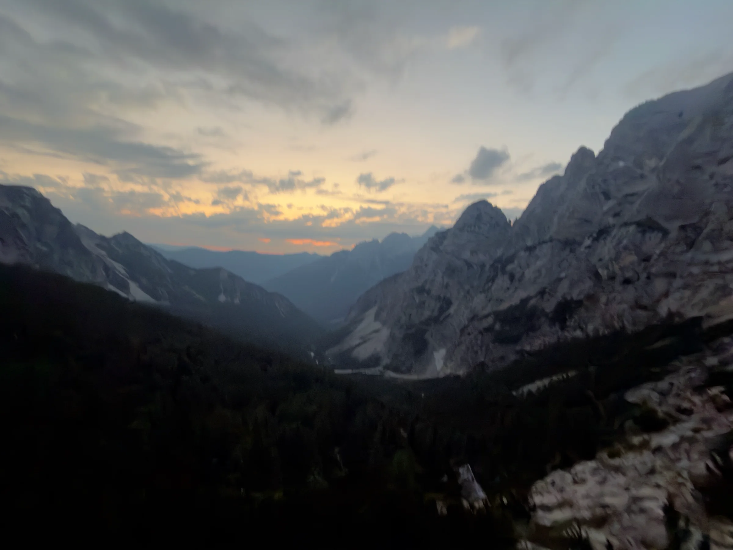 Prisank / Prisojnik – fotografija s poti