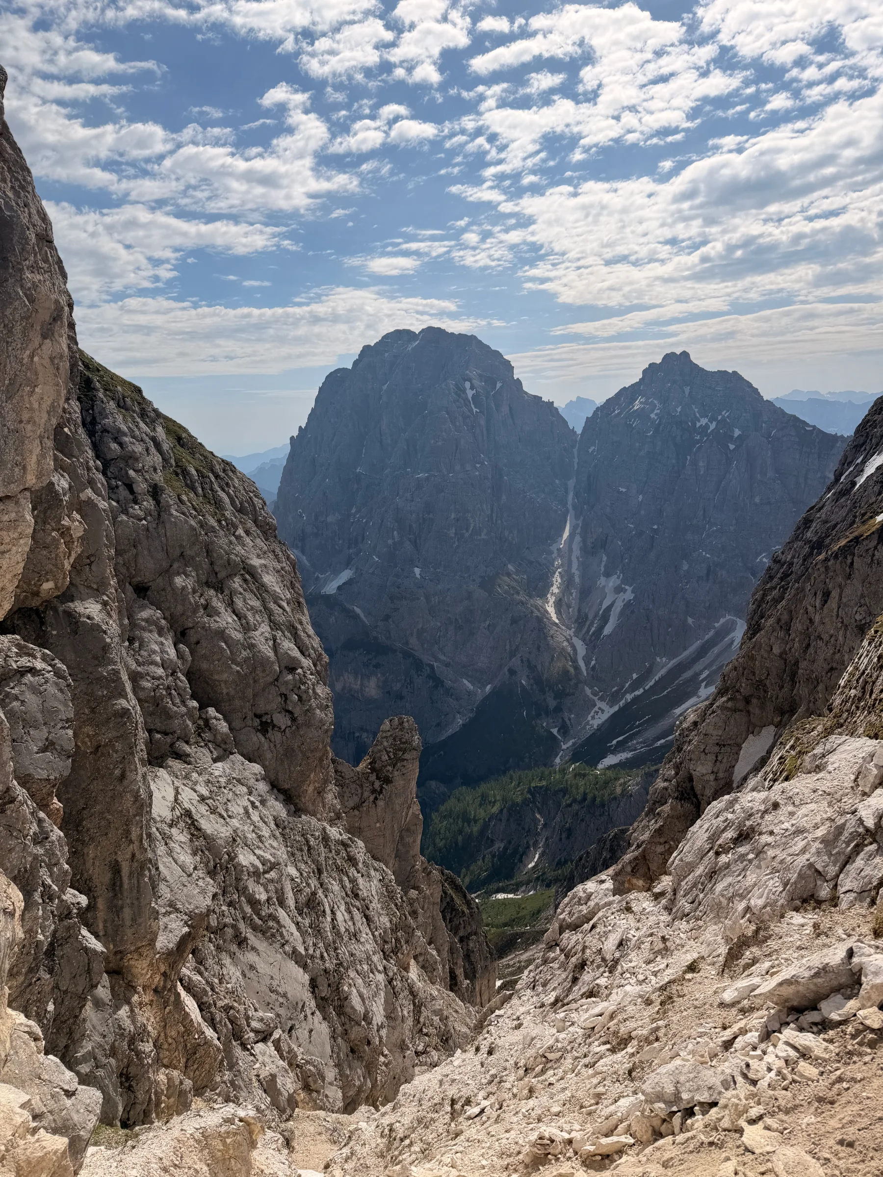 Špik Hude police / Cima di Terrarossa – fotografija s poti