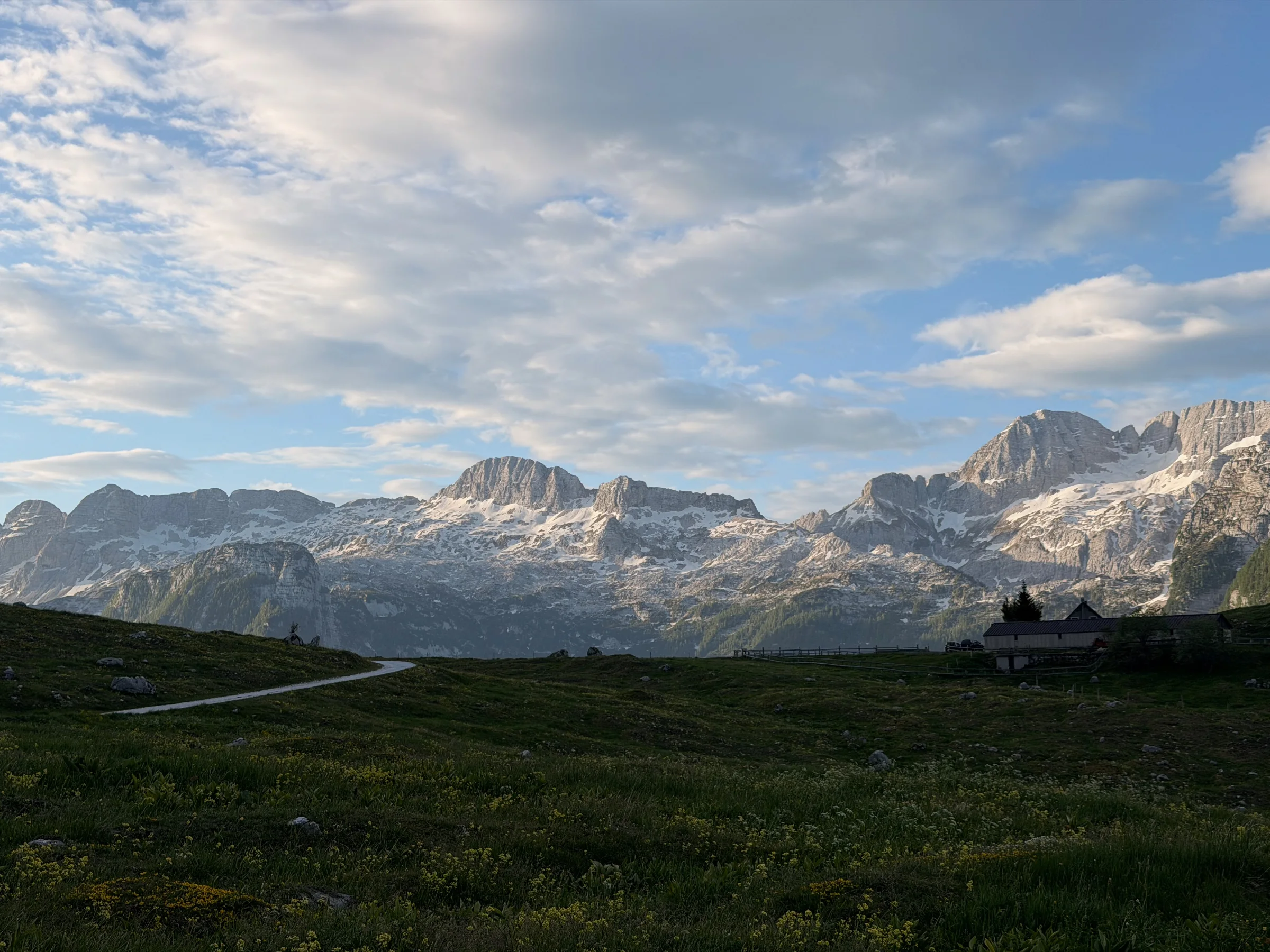 Špik Hude police / Cima di Terrarossa – fotografija s poti