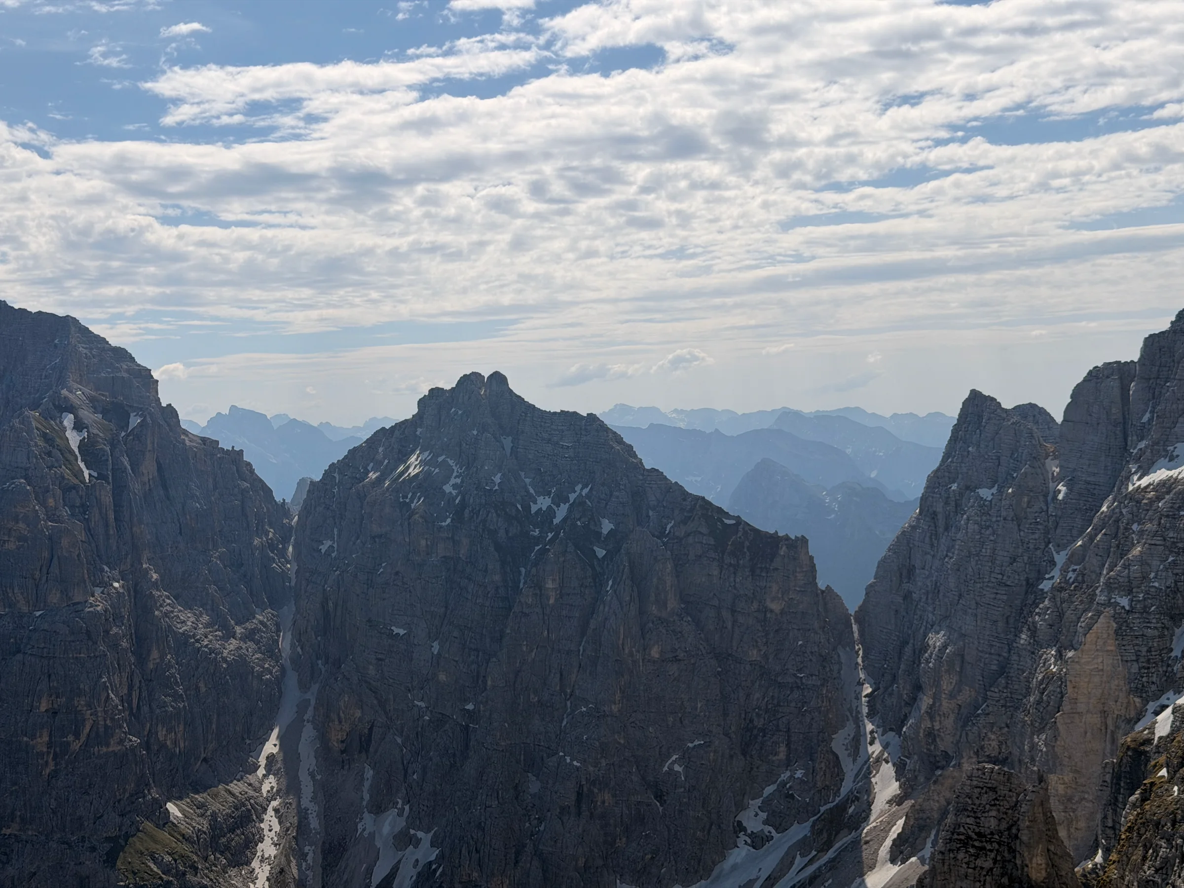 Špik Hude police / Cima di Terrarossa – fotografija s poti